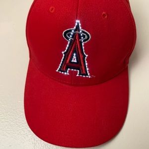 2/$10✨ light up Angels hat ✨